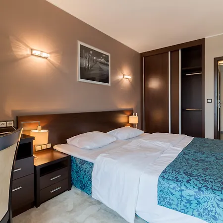 Aquarius Z Basenem Appartamento *