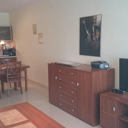 Aquarius Z Basenem Appartamento *