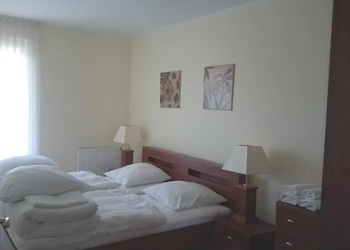 Lägenhet Aquarius Z Basenem