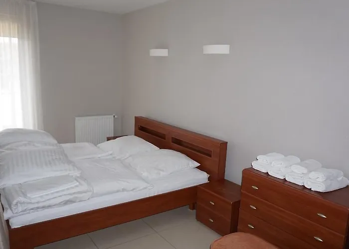 Lägenhet Aquarius Z Basenem