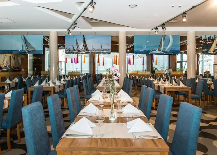 Apartment Aquarius Z Basenem *