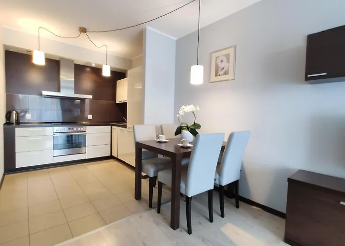 Aquarius Z Basenem Apartment Kolobrzeg